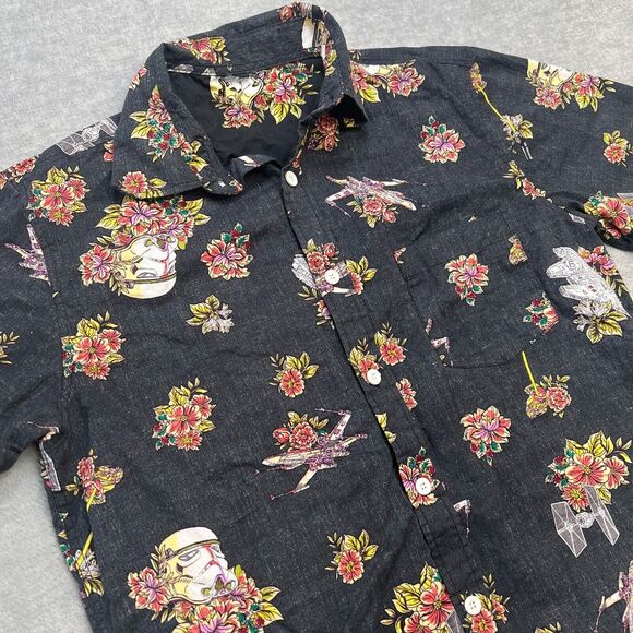 Star Wars Shirt Mens‎ Small Black Hawaiian Floral Stormtrooper Falcon X-Wing AOP - Picture 3 of 10